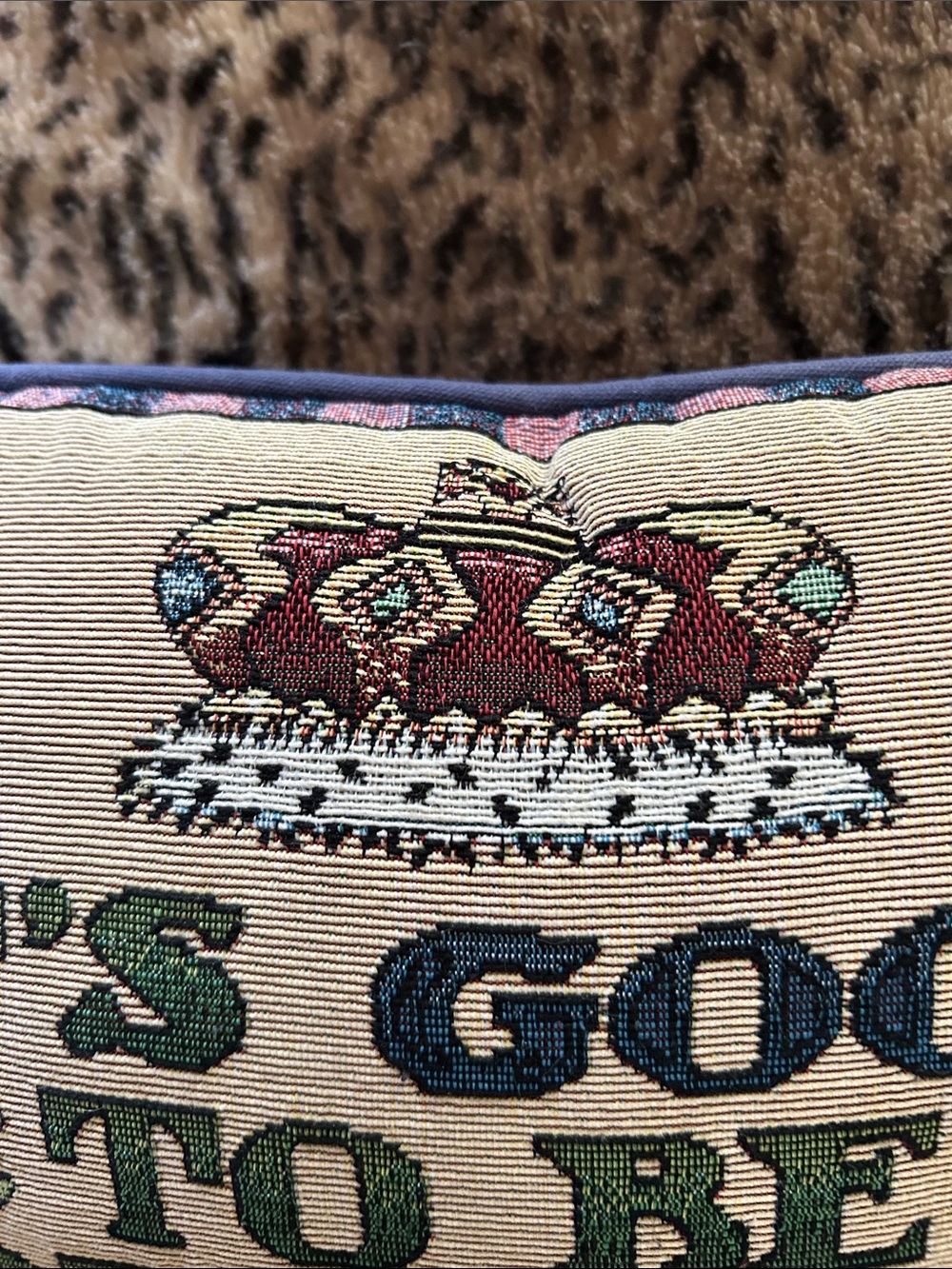 Mary Engelbreit Cream, Green, Blue, Red "It's Good to Be Queen" Accent Pillow - Picture 4 of 7
